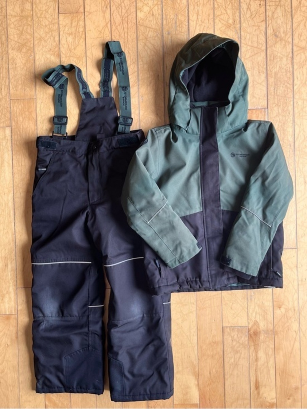 Sunice Stormpack Kids Snowsuit Set Hooded Jacket & Snow Pants Green Black Size 8
